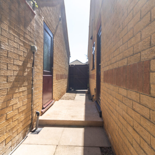 Highgrove Crescent, Leicester, LE2