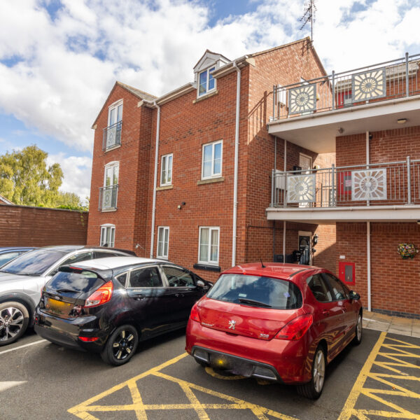 Riverdale Close, Syston, LE7