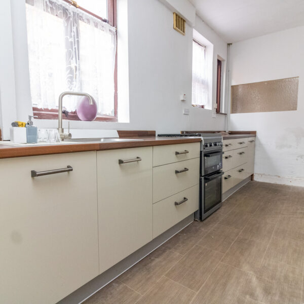 Chepstow Road, Leicester, LE2