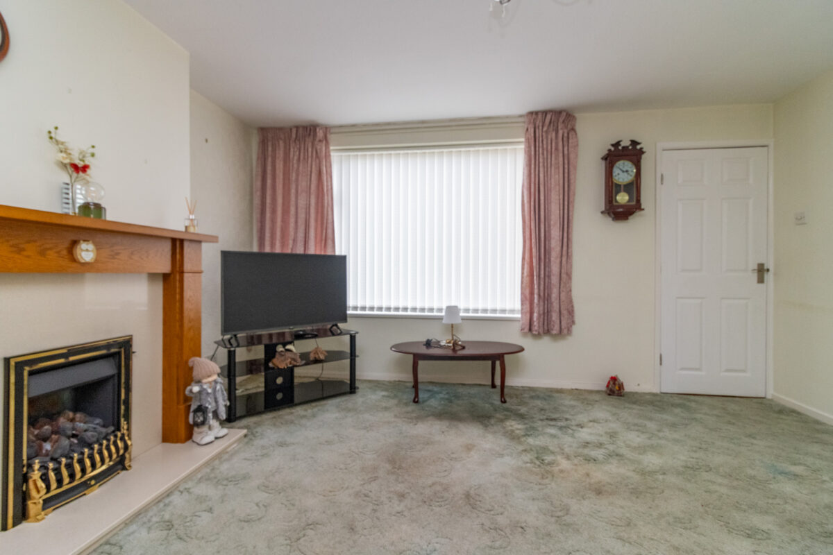 Waveney Rise, Oadby, LE2
