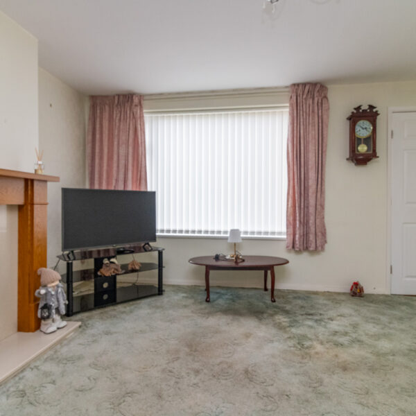 Waveney Rise, Oadby, LE2