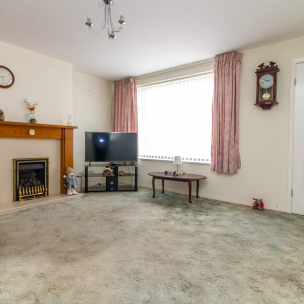 Waveney Rise, Oadby, LE2