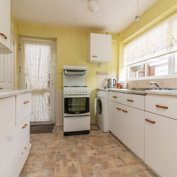 Waveney Rise, Oadby, LE2