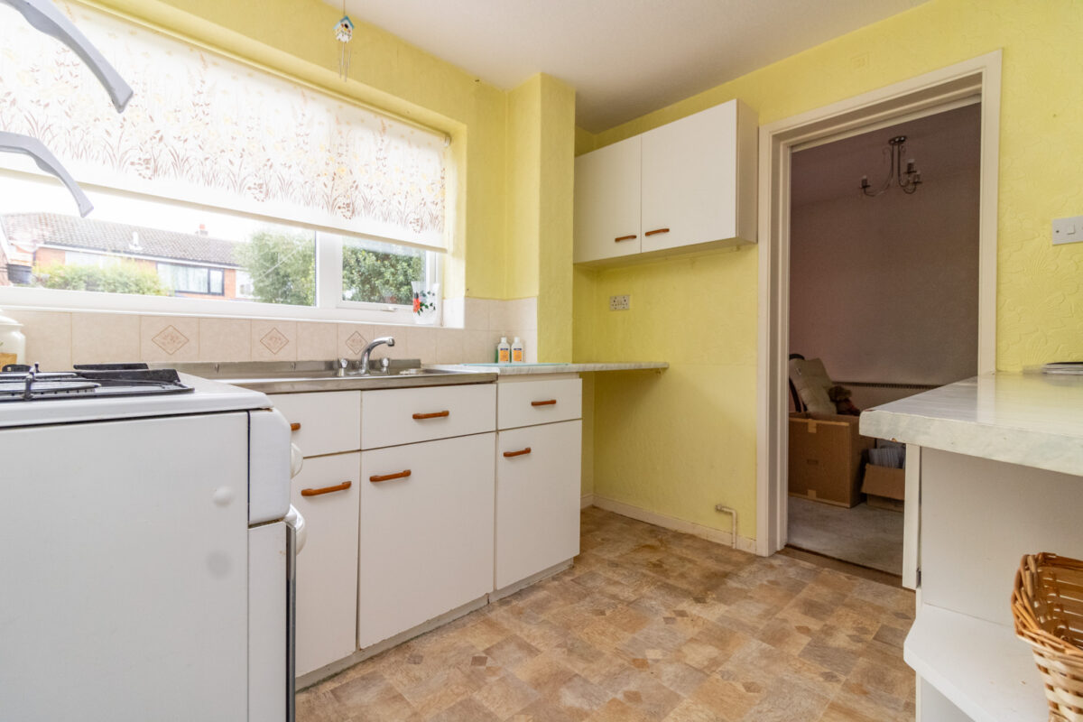 Waveney Rise, Oadby, LE2