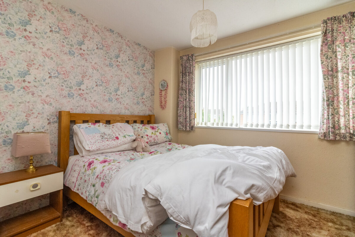 Waveney Rise, Oadby, LE2