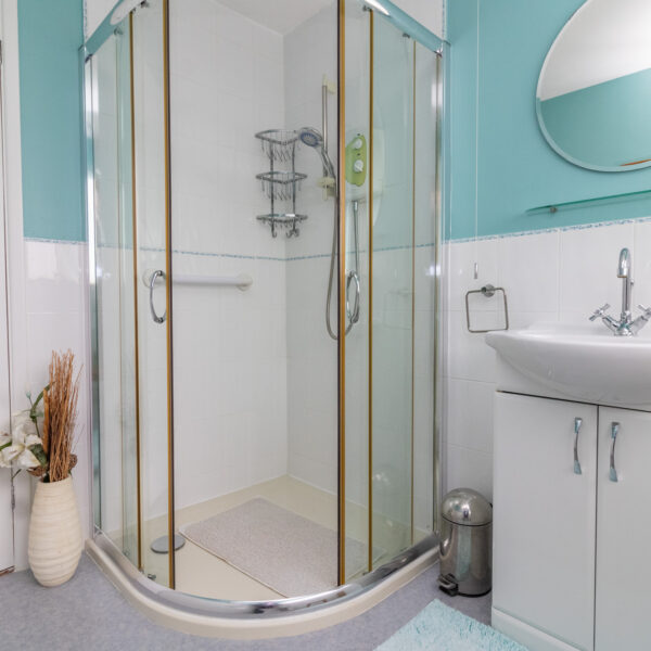 Waveney Rise, Oadby, LE2
