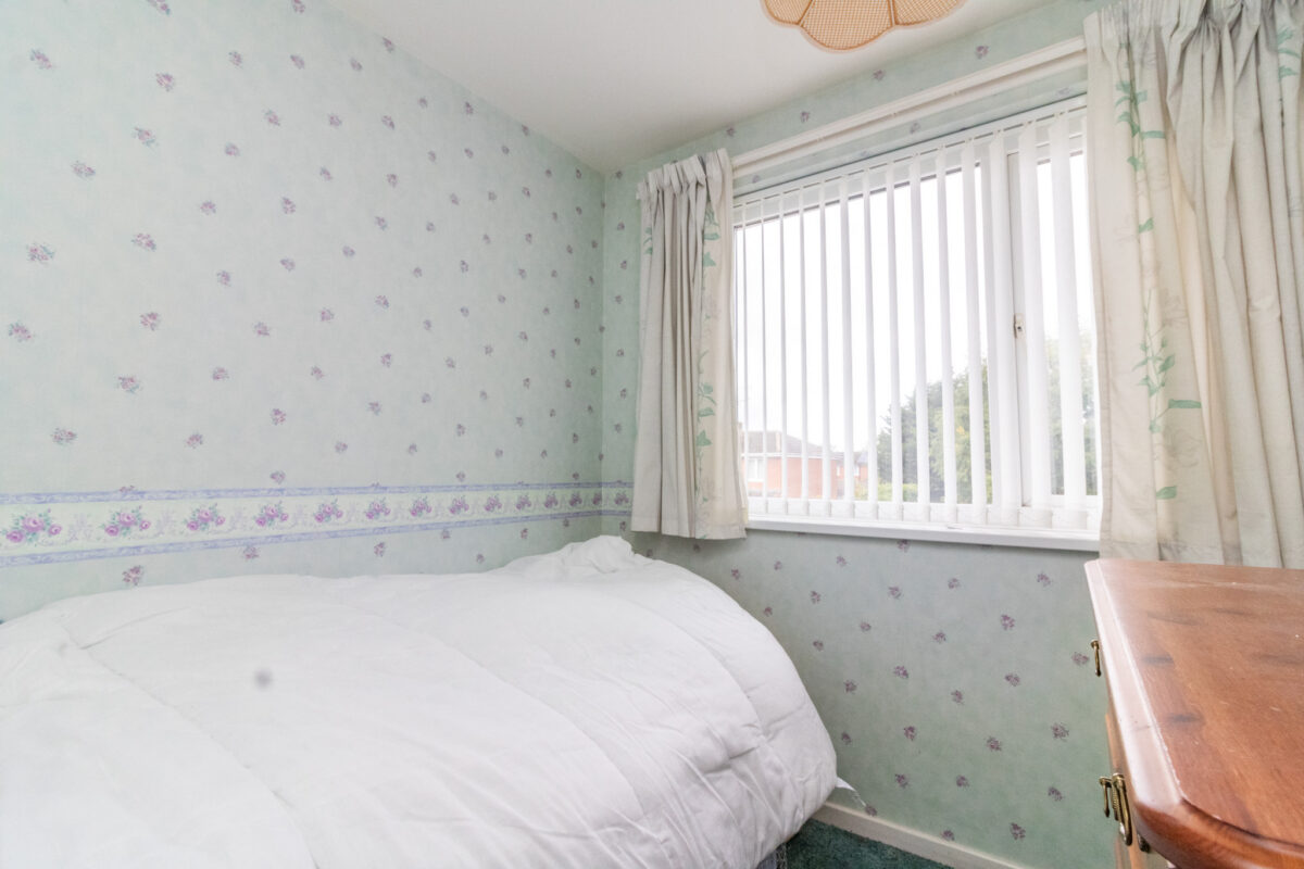 Waveney Rise, Oadby, LE2