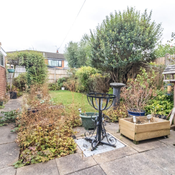 Waveney Rise, Oadby, LE2