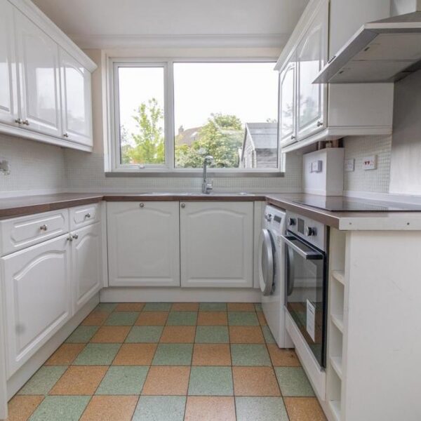 Briargate Drive, Birstall, LE4