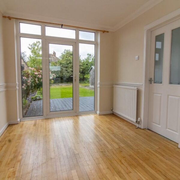 Briargate Drive, Birstall, LE4