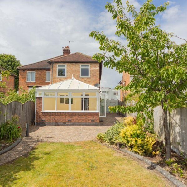 Highfields Drive, Loughborough