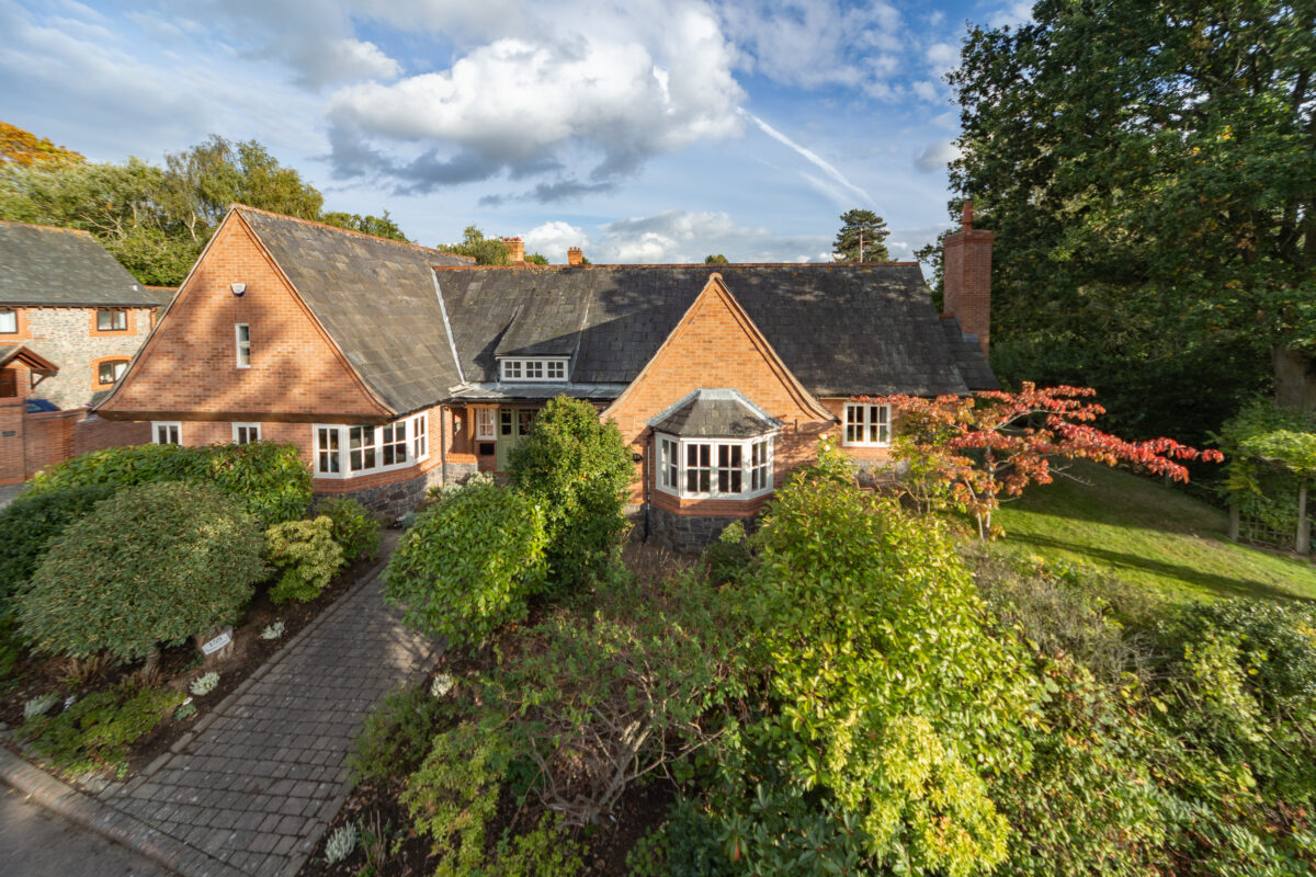 Three Oaks, 159 Main Street, Swithland LE12 8TQ