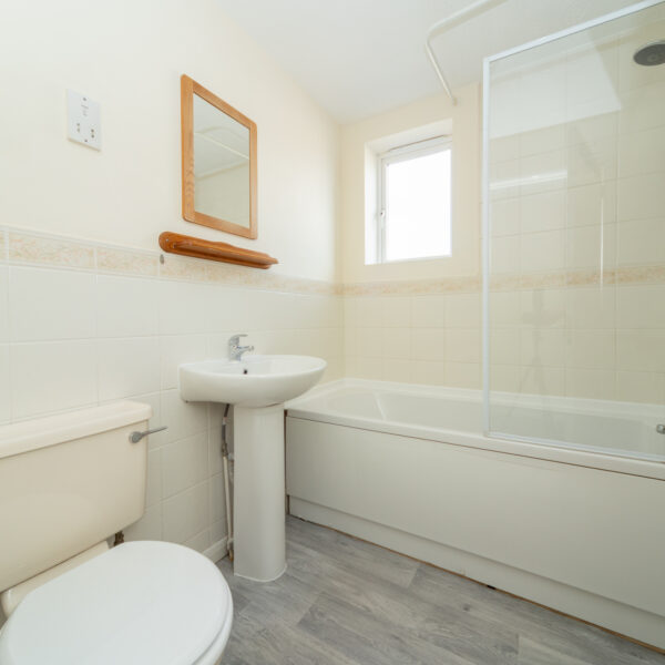 Tristram Close, Leicester Forest East, LE3