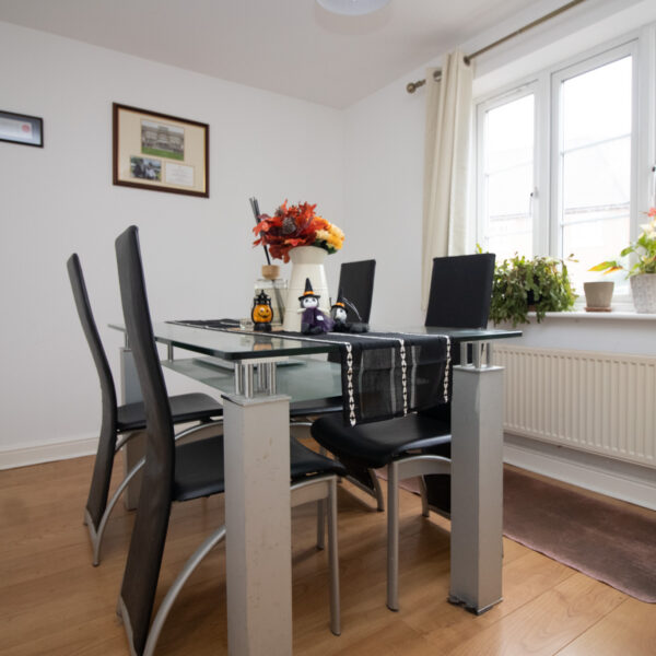 Ruskin Field, Anstey, LE7
