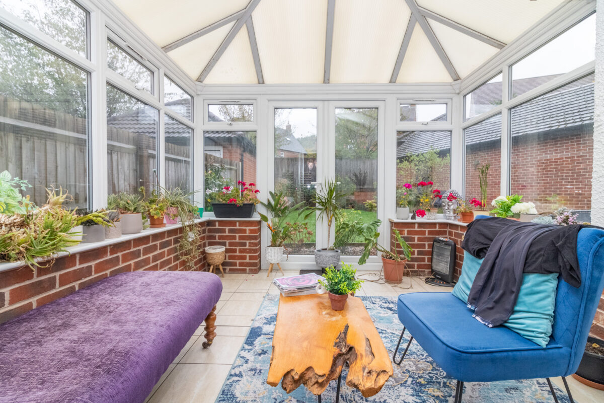 Ruskin Field, Anstey, LE7