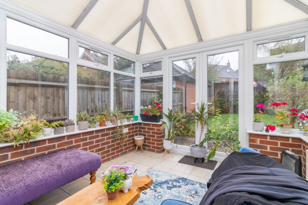 Ruskin Field, Anstey, LE7