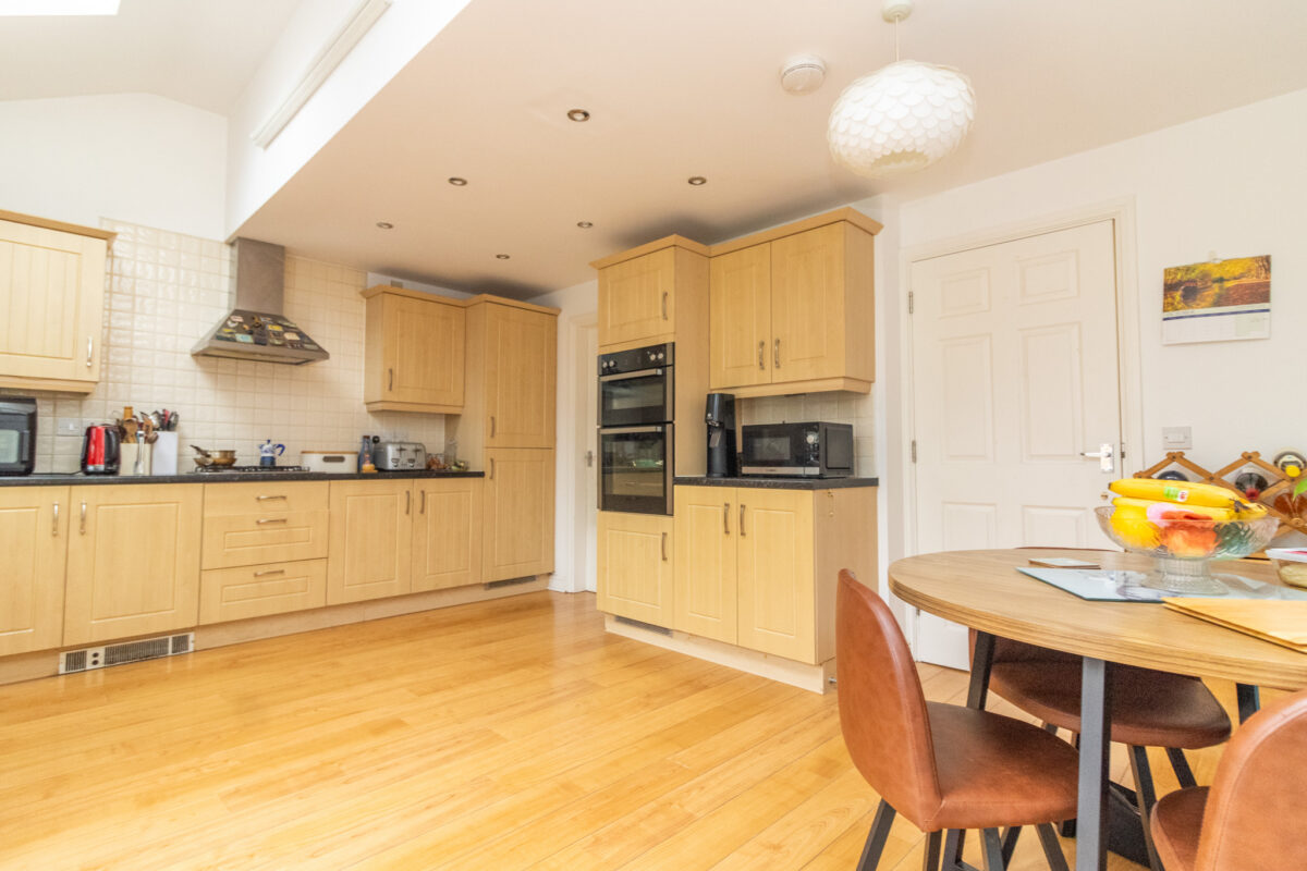 Ruskin Field, Anstey, LE7