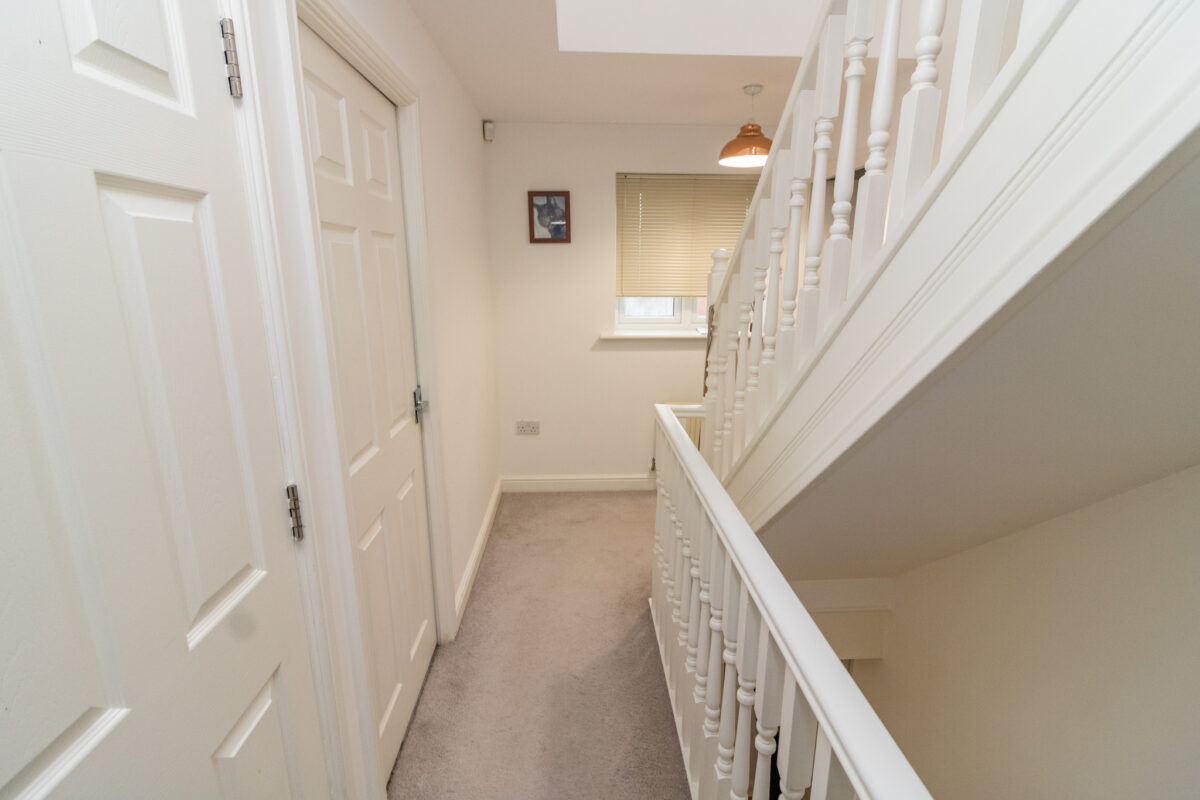 Ruskin Field, Anstey, LE7