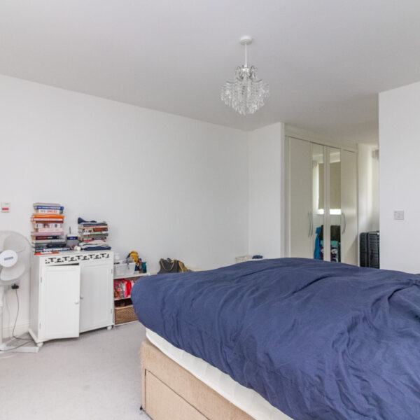 Ruskin Field, Anstey, LE7
