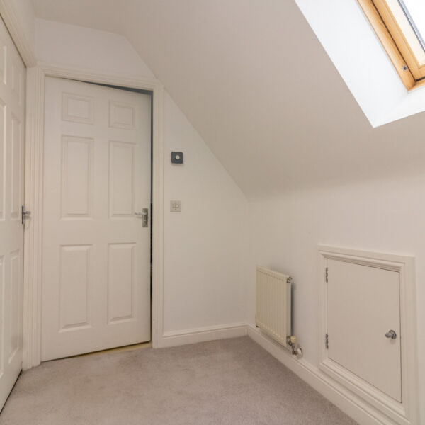 Ruskin Field, Anstey, LE7