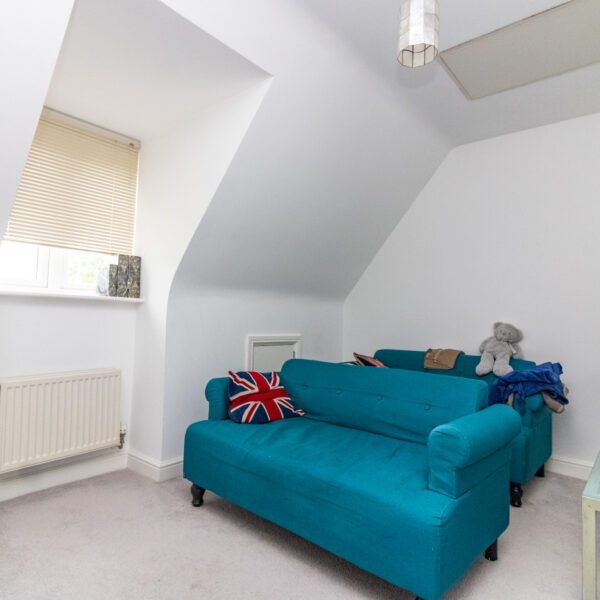 Ruskin Field, Anstey, LE7