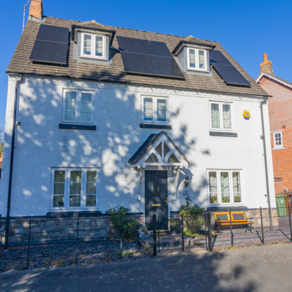 Ruskin Field, Anstey, LE7