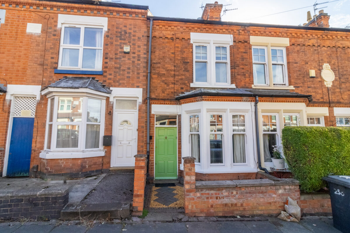 Clarendon Park Road, Leicester, LE2